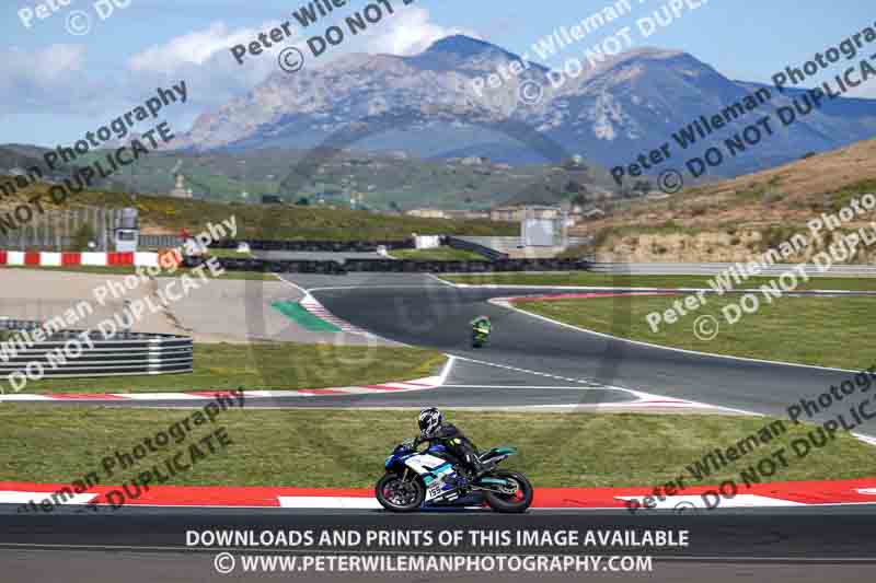 cadwell no limits trackday;cadwell park;cadwell park photographs;cadwell trackday photographs;enduro digital images;event digital images;eventdigitalimages;navarra;no limits trackdays;peter wileman photography;racing digital images;trackday digital images;trackday photos